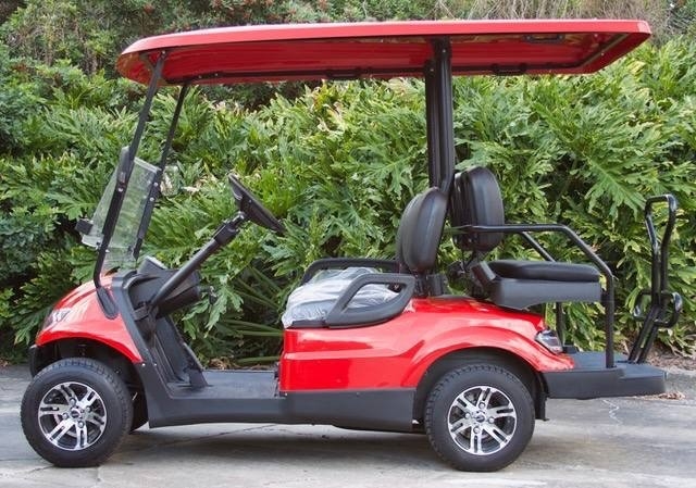 Kecepatan Maksimum Kereta Golf Listrik 30mph Warna Dapat Disesuaikan High End Dapat Diupgrade