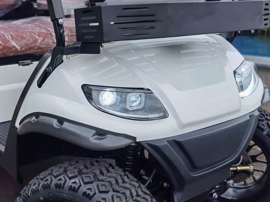 Kecepatan Maksimum Kereta Golf Listrik 30mph Warna Dapat Disesuaikan High End Dapat Diupgrade